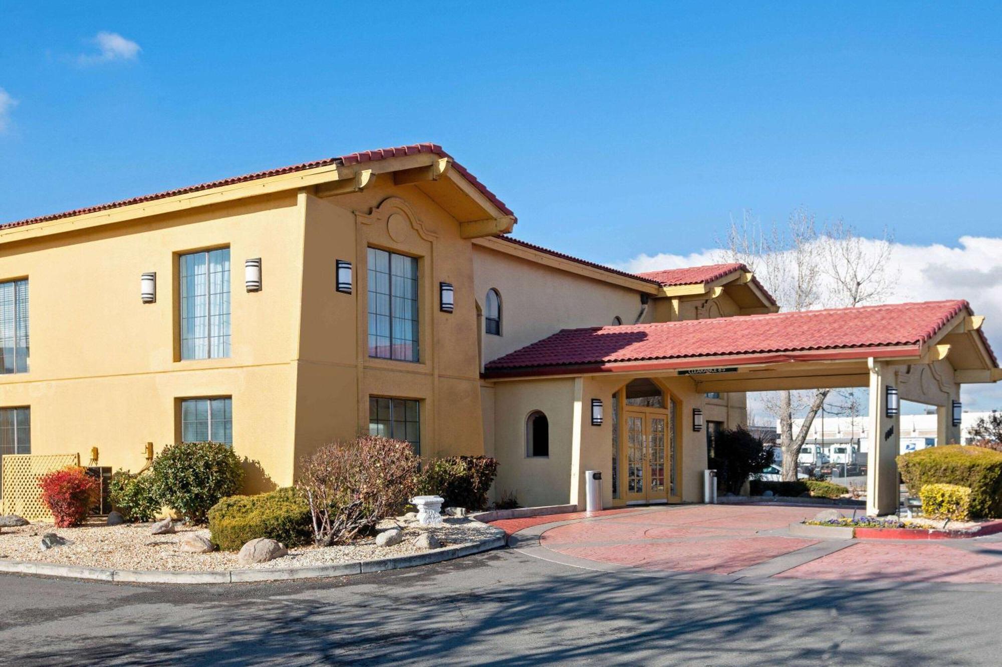 La Quinta Inn By Wyndham Reno Exterior foto